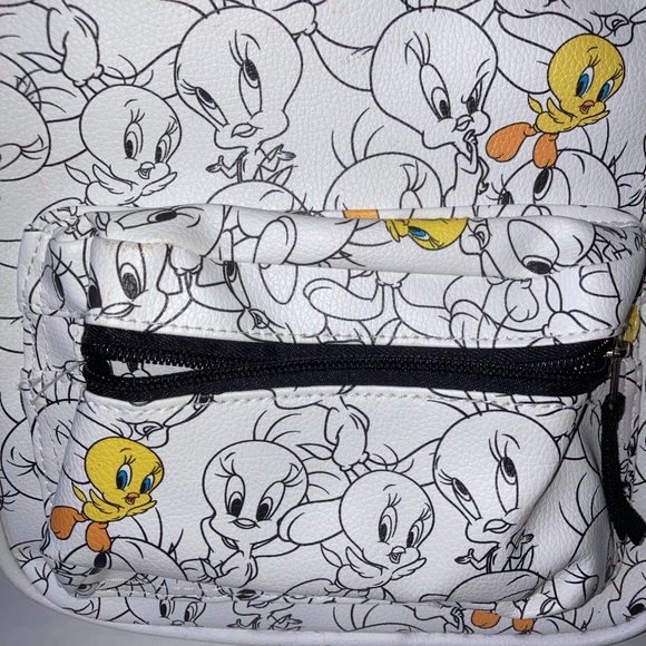 Looney Toons TWEETY Mini Backpack - Picture 3 of 3